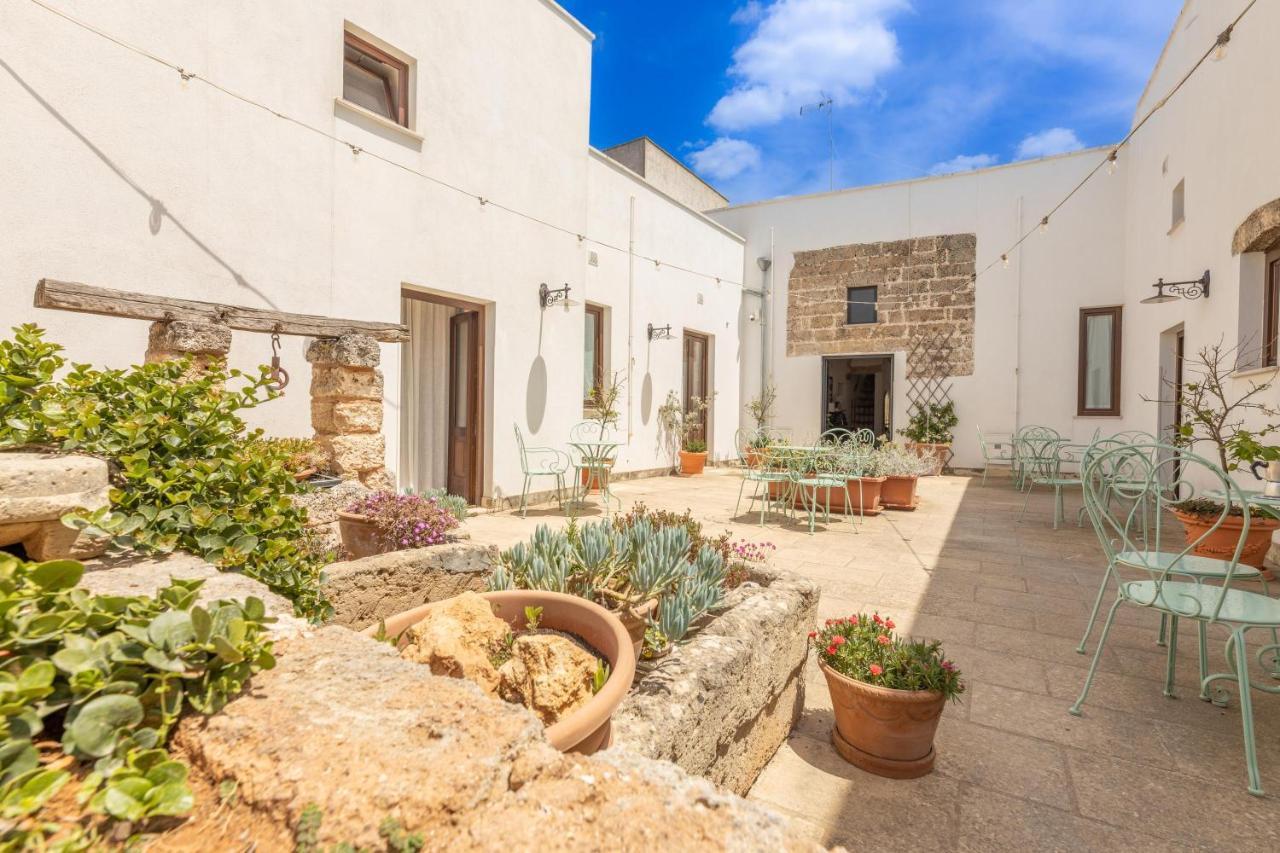 Courtyard With Pool Villa Racale Exterior photo